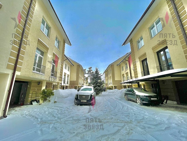 Продажа таунхауса на 8 просеке. Общая площадь дома 375...