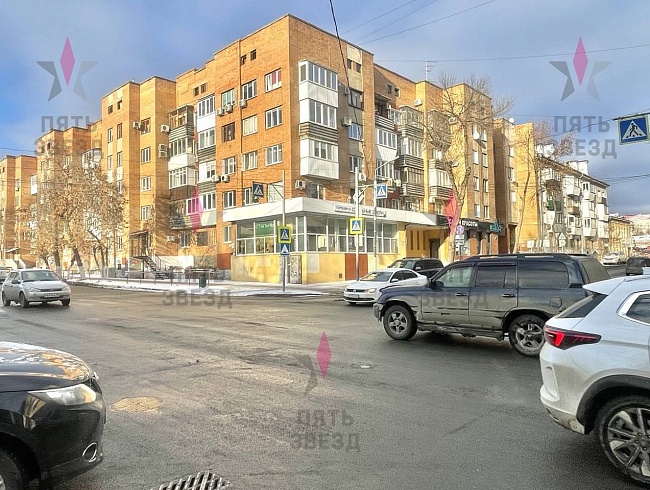 Нежилое помещение на 1 линии ул. Самарская/Венцека,...