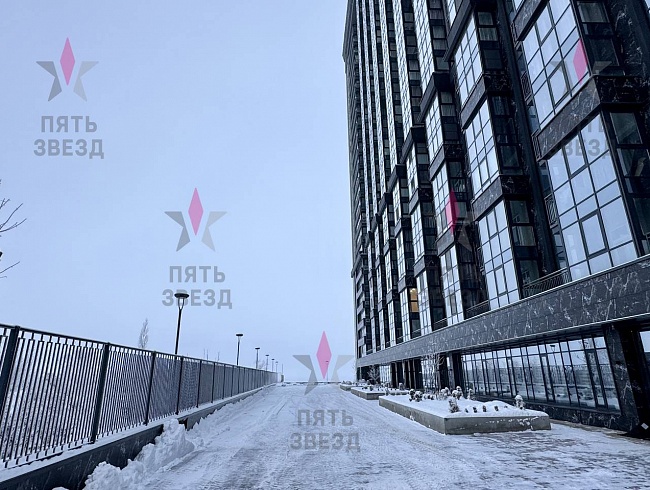 Сдается в аренду универсальное нежилое помещение на 1 линии...