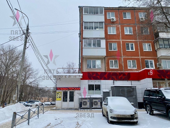 Продаётся помещение свободного назначение на 1 линии ул....