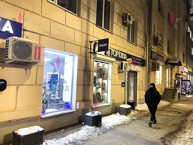 Сдается в аренду нежилое помещение на 1 линии ул....
