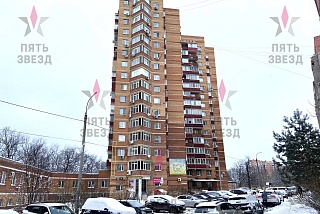 Сдается в аренду нежилое помещение в доме современной постройки на 5-ой просеке. 
Современный густонаселённый район многоэтажной жилой...