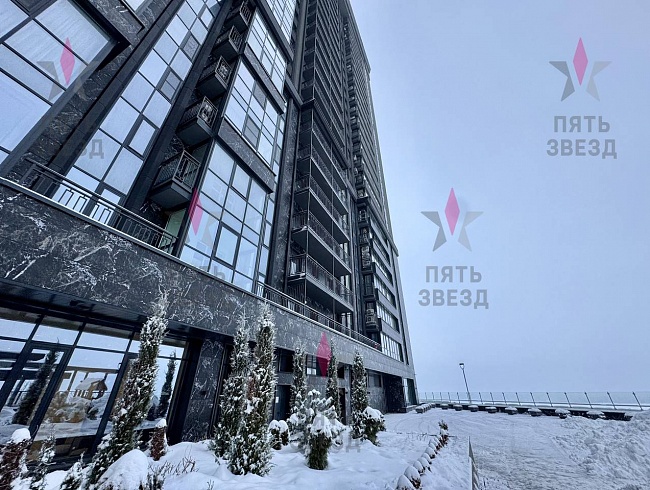 Сдается в аренду универсальное нежилое помещение на 1 линии...