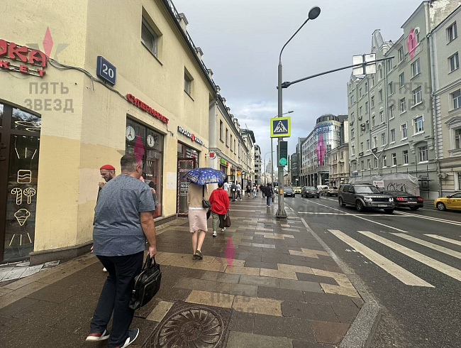 Продается универсальное помещение 61.8 м² по адресу: ул. Новослободская, 20 , всего 30 секунд пешком от метро "Менделеевская"