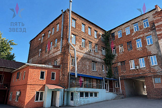Продается нежилое отдельно стоящее здание на 1 линии ул.Крупской/ул.Максима Горького.
Центральный престижный район города. 
Два отдельных входа,...